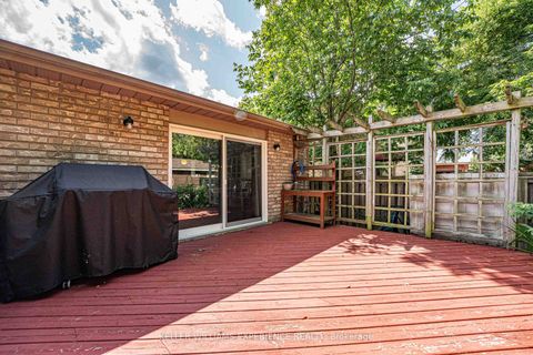 Photo 32 at 74 Ruffet Drive, Edgehill Drive, Barrie