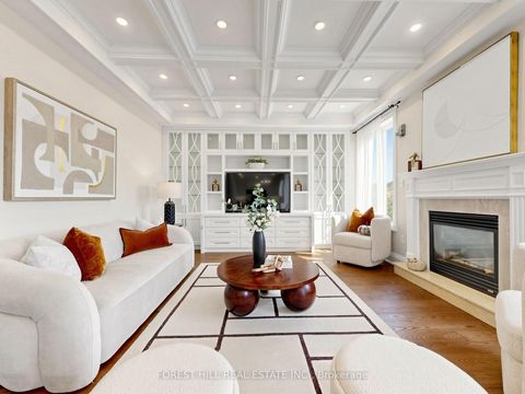 Photo 2 at 49 Grange Drive, Jefferson, Richmond Hill