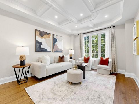 Photo 13 at 49 Grange Drive, Jefferson, Richmond Hill