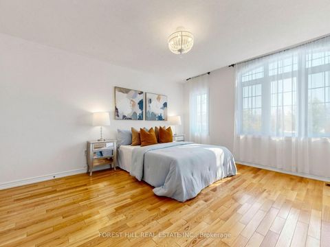 Photo 19 at 49 Grange Drive, Jefferson, Richmond Hill