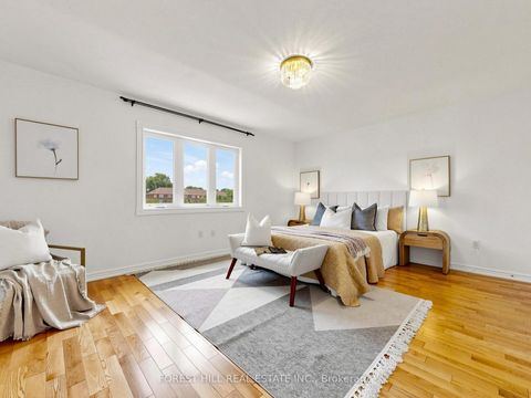 Photo 26 at 49 Grange Drive, Jefferson, Richmond Hill