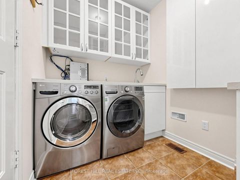 Photo 38 at 49 Grange Drive, Jefferson, Richmond Hill