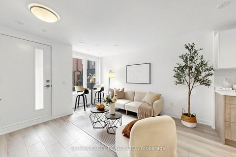 Photo 8 at 46 - 30 Calamint Lane, L'Amoreaux, Toronto