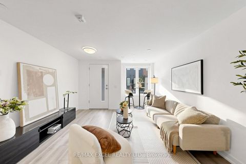Photo 9 at 46 - 30 Calamint Lane, L'Amoreaux, Toronto
