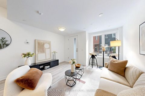 Photo 12 at 46 - 30 Calamint Lane, L'Amoreaux, Toronto