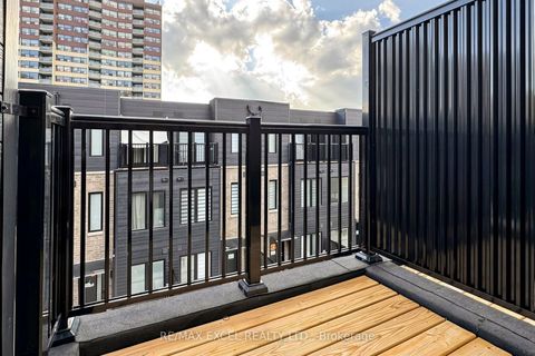 Photo 39 at 46 - 30 Calamint Lane, L'Amoreaux, Toronto