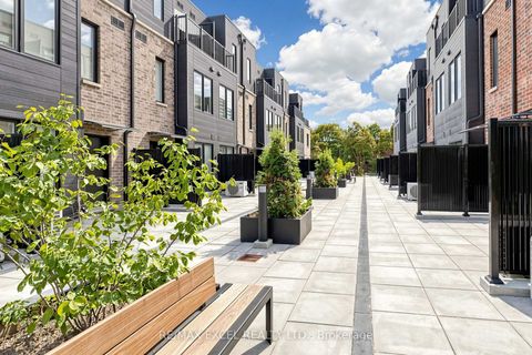 Photo 43 at 46 - 30 Calamint Lane, L'Amoreaux, Toronto