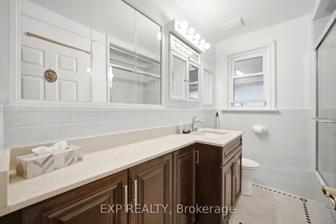 Photo 23 at 43 Ridgemoor Avenue, Cliffside, Toronto
