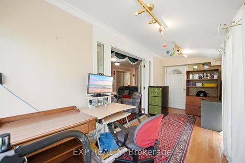Photo 26 at 43 Ridgemoor Avenue, Cliffside, Toronto