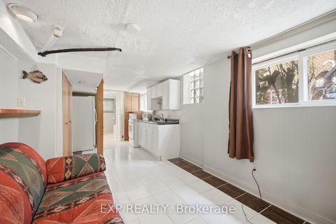 Photo 31 at 43 Ridgemoor Avenue, Cliffside, Toronto