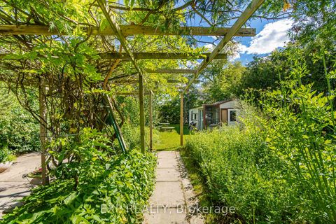 Photo 44 at 43 Ridgemoor Avenue, Cliffside, Toronto