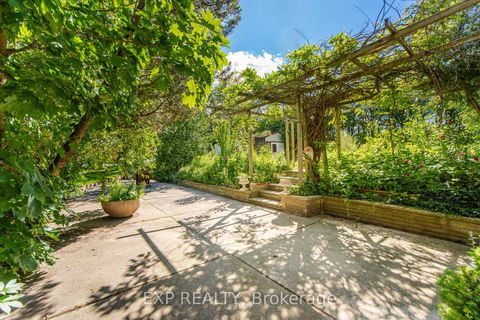 Photo 45 at 43 Ridgemoor Avenue, Cliffside, Toronto