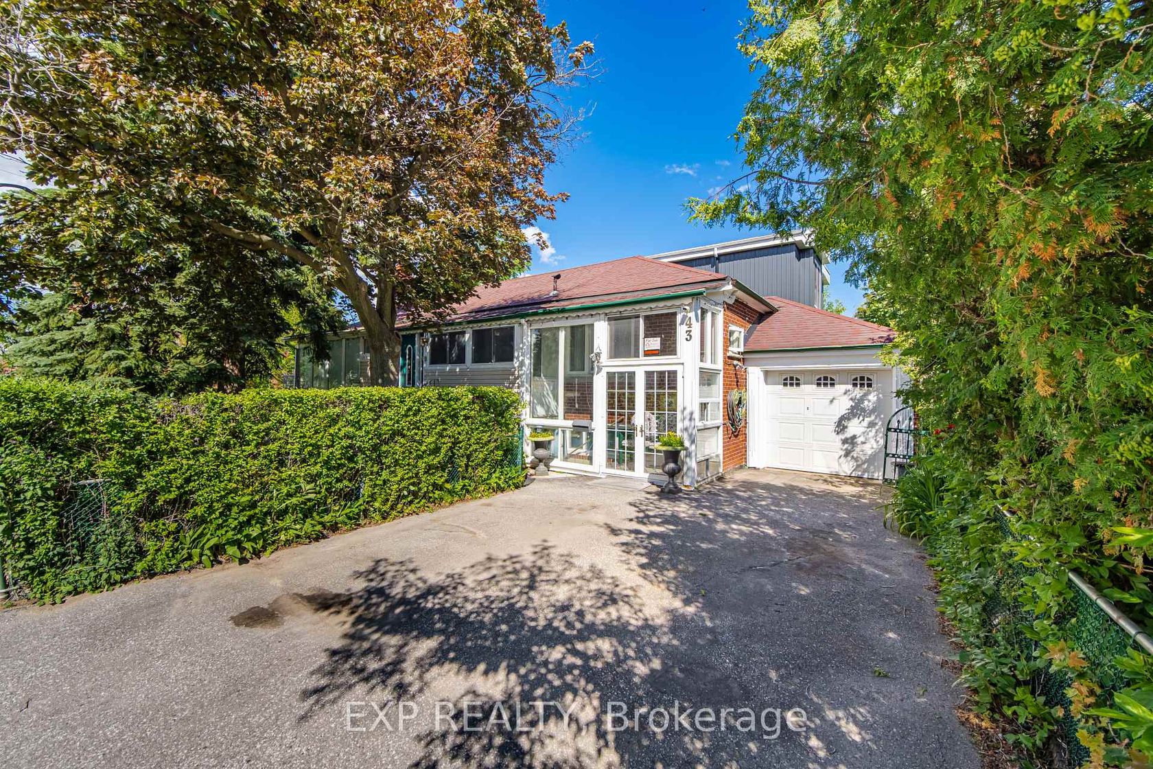 43 Ridgemoor Avenue, Cliffside, Toronto 
