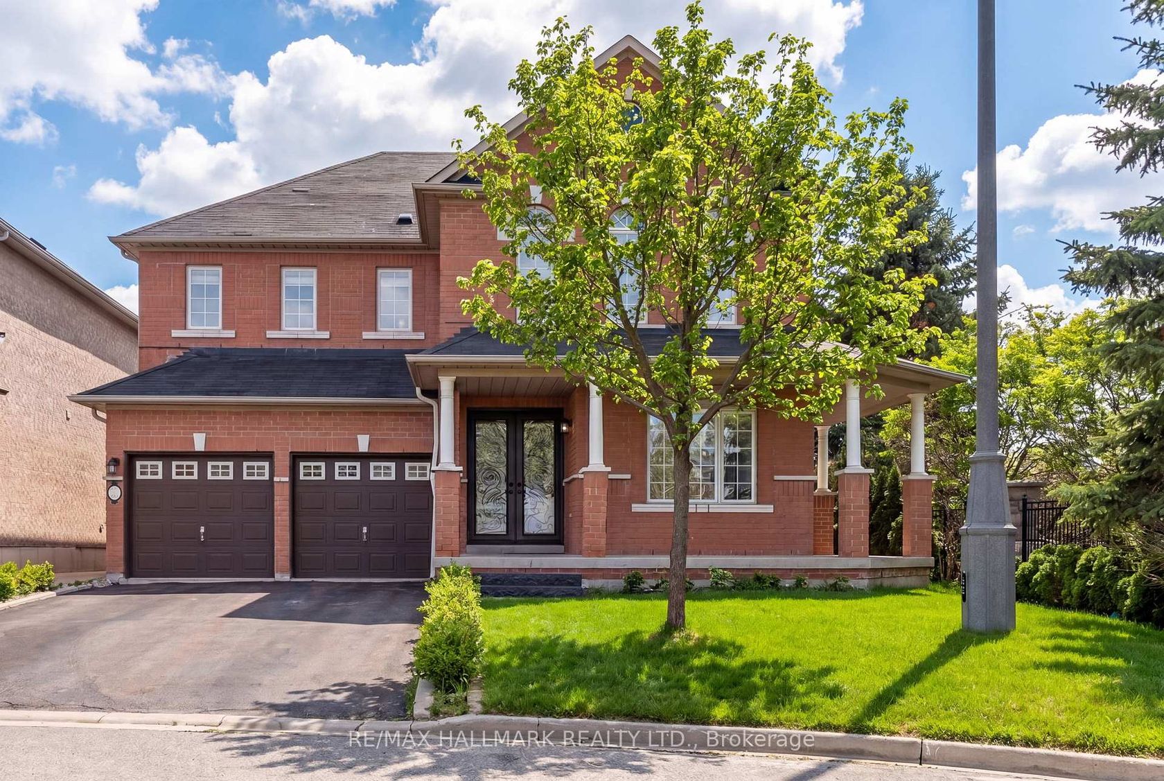 57 Saint Nicholas Crescent, Vellore Village, Vaughan photo 4