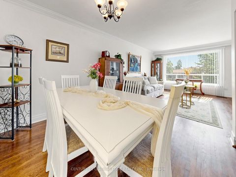 Photo 7 at 17 Tinton Crescent, Jamestown, Toronto