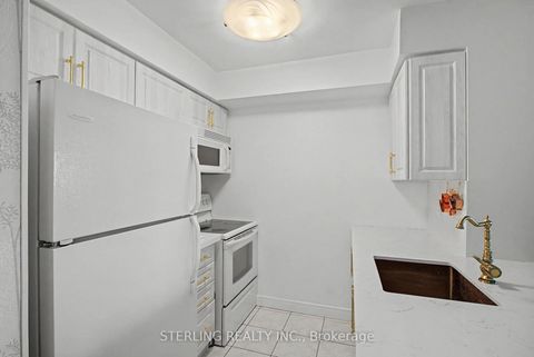 Photo 6 at 1909 - 31 Bales Avenue, Willowdale East, Toronto