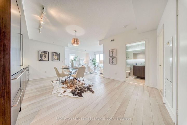 Photo 2 at 2511 - 115 Mcmahon Drive, Bayview Village, Toronto