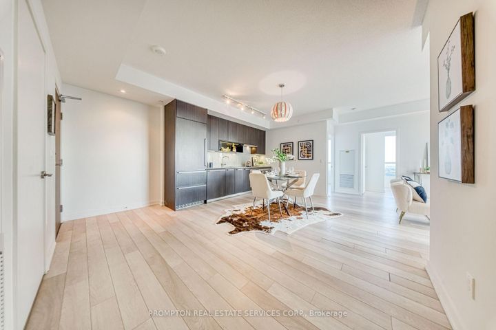 Photo 4 at 2511 - 115 Mcmahon Drive, Bayview Village, Toronto