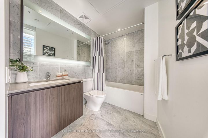 Photo 16 at 2511 - 115 Mcmahon Drive, Bayview Village, Toronto