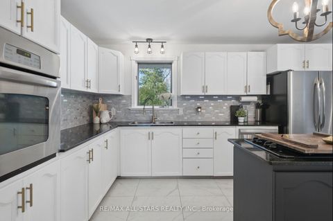 Photo 5 at 127 Pinecrest Road, Pefferlaw, Georgina