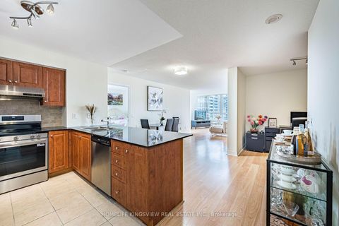 Photo 9 at 807 - 60 Disera Drive, Beverley Glen, Vaughan