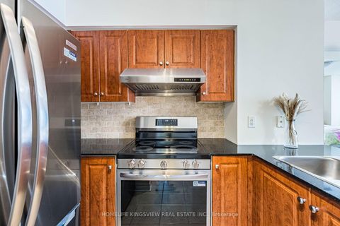 Photo 15 at 807 - 60 Disera Drive, Beverley Glen, Vaughan