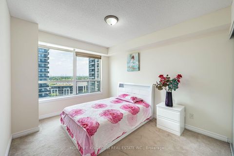 Photo 32 at 807 - 60 Disera Drive, Beverley Glen, Vaughan