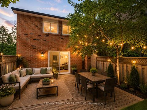 Photo 26 at 43 Wild Gingerway Road, Bathurst Manor, Toronto