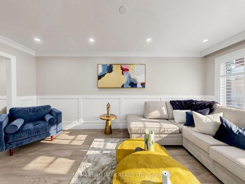 Photo 5 at 58 Marchwood Crescent, Harding, Richmond Hill