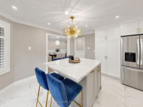 Photo 9 at 58 Marchwood Crescent, Harding, Richmond Hill
