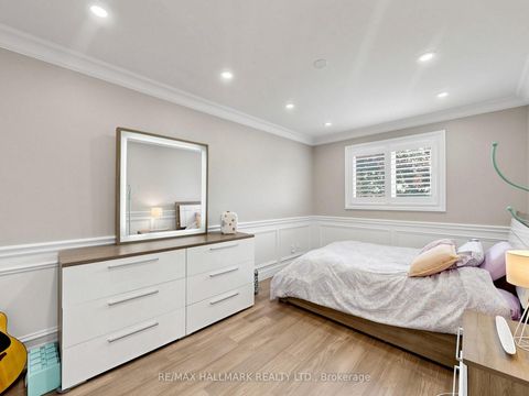 Photo 28 at 58 Marchwood Crescent, Harding, Richmond Hill