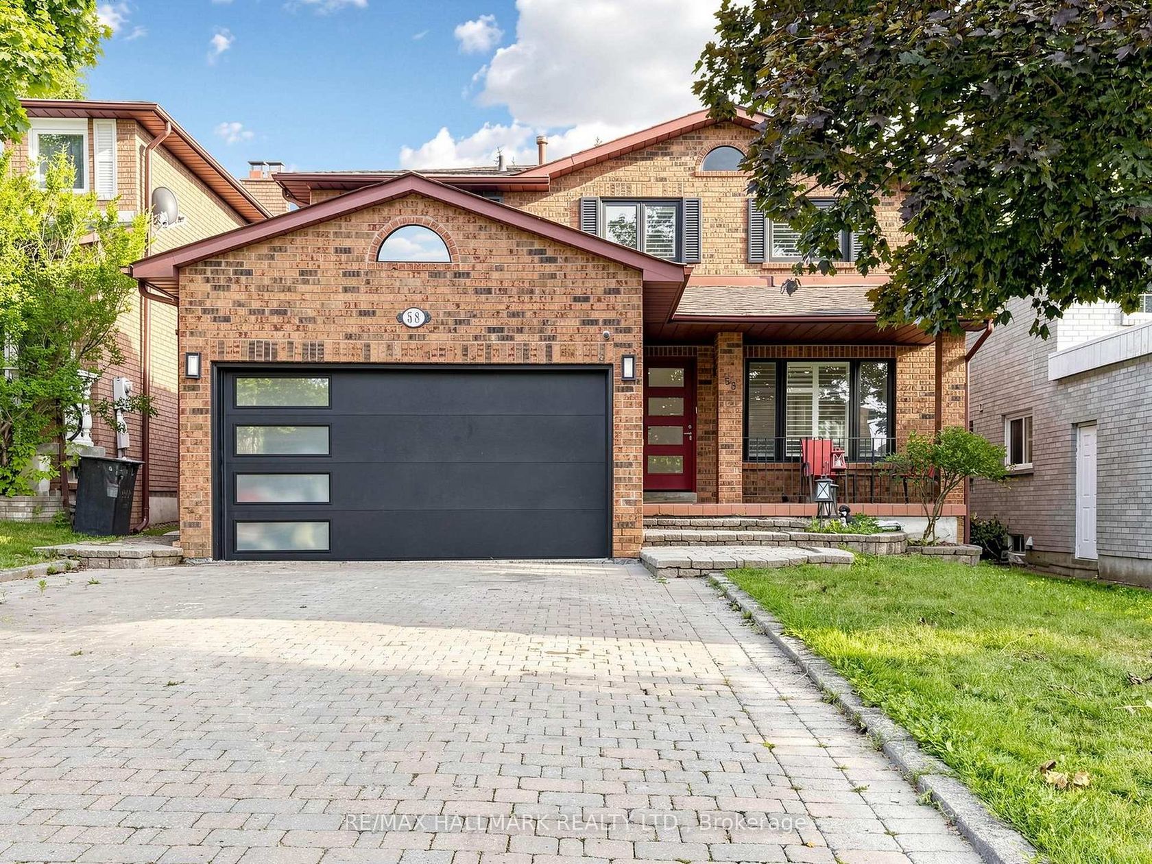 58 Marchwood Crescent, Harding, Richmond Hill photo number 2