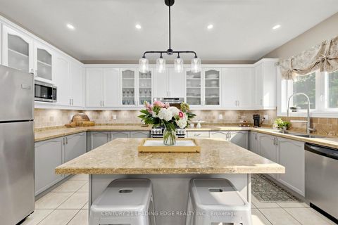 Photo 5 at 48 Tanis Crescent, Centennial Scarborough, Toronto