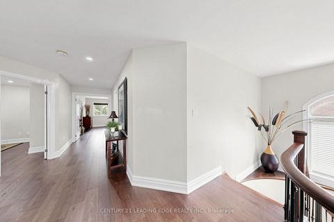 Photo 15 at 48 Tanis Crescent, Centennial Scarborough, Toronto