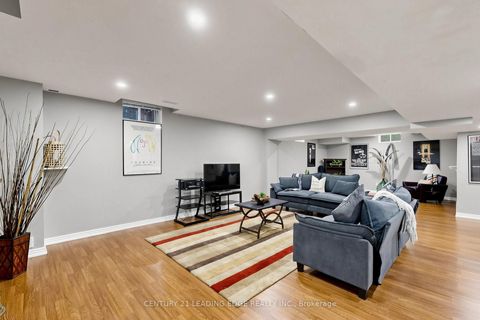 Photo 32 at 48 Tanis Crescent, Centennial Scarborough, Toronto