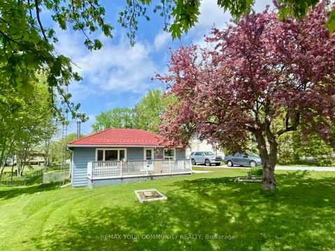Photo 2 at 322 Irene Drive, Keswick South, Georgina