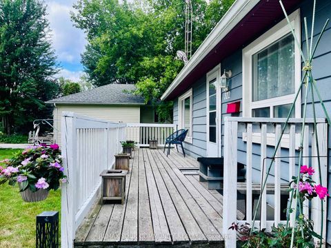 Photo 4 at 322 Irene Drive, Keswick South, Georgina