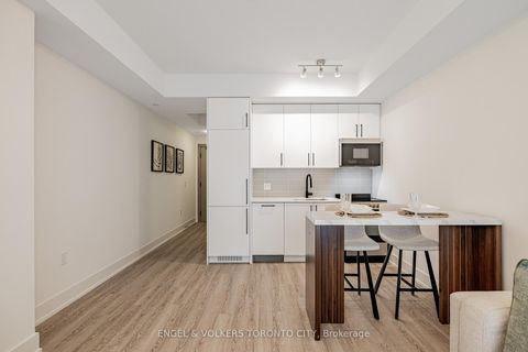 Photo 6 at 249 - 2075 King Road, King City, King