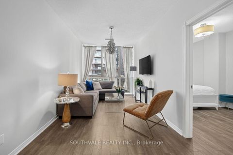 Photo 14 at 1107 - 393 King St. W, Waterfront Communities C1, Toronto