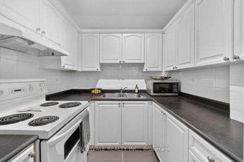 Photo 21 at 1107 - 393 King St. W, Waterfront Communities C1, Toronto