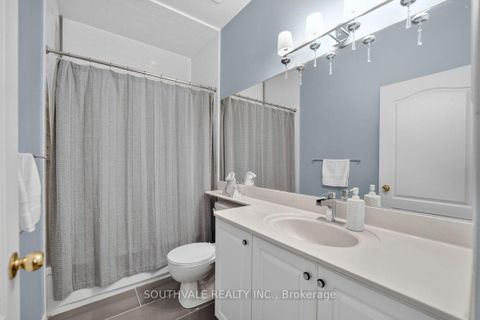 Photo 23 at 1107 - 393 King St. W, Waterfront Communities C1, Toronto