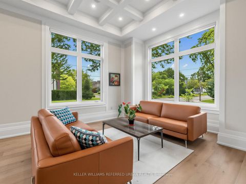 Photo 2 at 170 Spring Garden Avenue, Willowdale East, Toronto