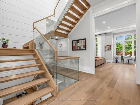 Photo 4 at 170 Spring Garden Avenue, Willowdale East, Toronto