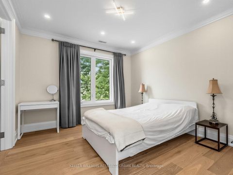 Photo 16 at 170 Spring Garden Avenue, Willowdale East, Toronto