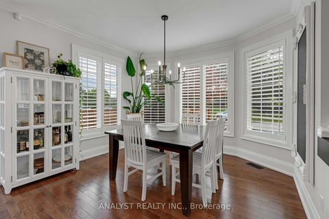 Photo 12 at 88 Brougham Drive, East Woodbridge, Vaughan