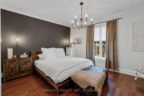 Photo 19 at 88 Brougham Drive, East Woodbridge, Vaughan
