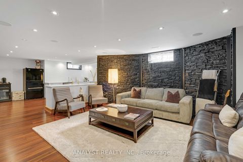 Photo 28 at 88 Brougham Drive, East Woodbridge, Vaughan