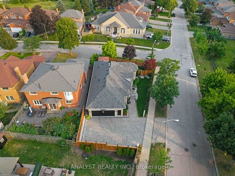 Photo 47 at 88 Brougham Drive, East Woodbridge, Vaughan