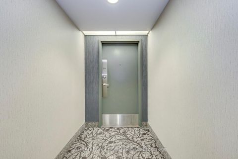 Photo 5 at 206 - 6 Humberline Drive, Clairville, Toronto