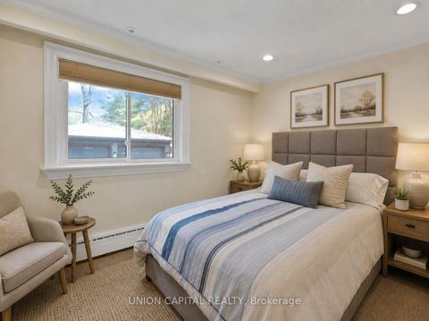Photo 11 at 111 Libby Boulevard, Mill Pond, Richmond Hill